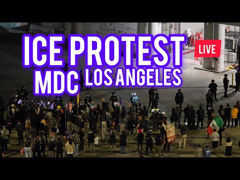 LIVE ICE PROTEST DOWNTOWN L.A. #breakingnews #losangeles