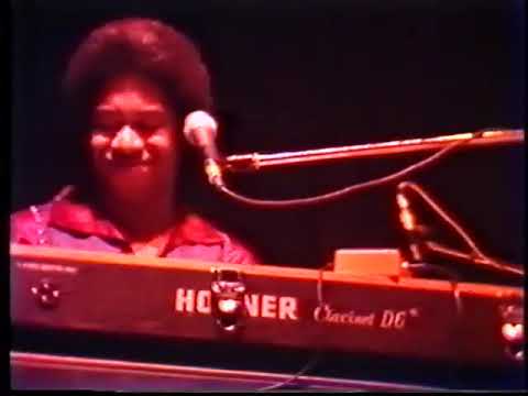 WAR   Gypsy Man live 1980