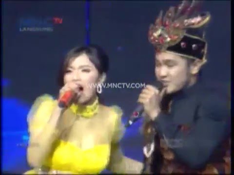 Trio Macan Feat. Maydut " Hello Dangdut " - Anugerah Dangdut Indonesia 2015 (17/12)