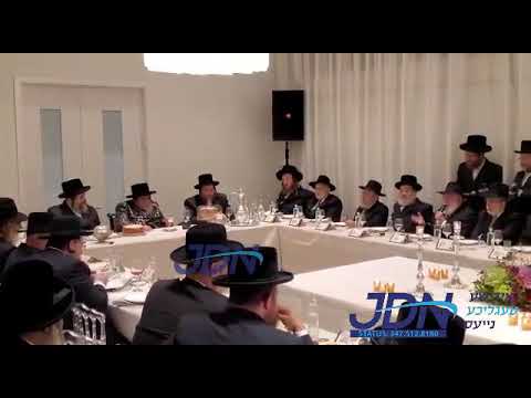Abish Brodt Sings For The Viznitzer Rebbe In Lakewood - Cheshvan 5782