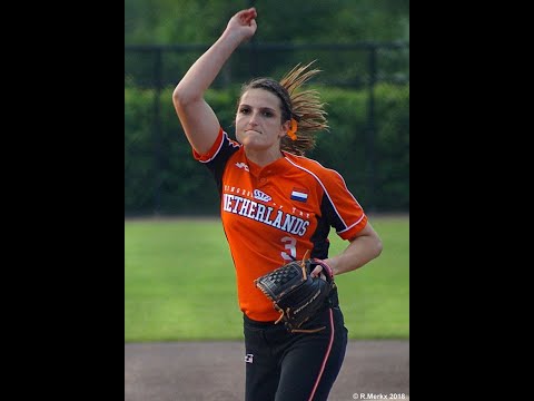 Marjolein Merkx - Dutch National Pitcher - Roef