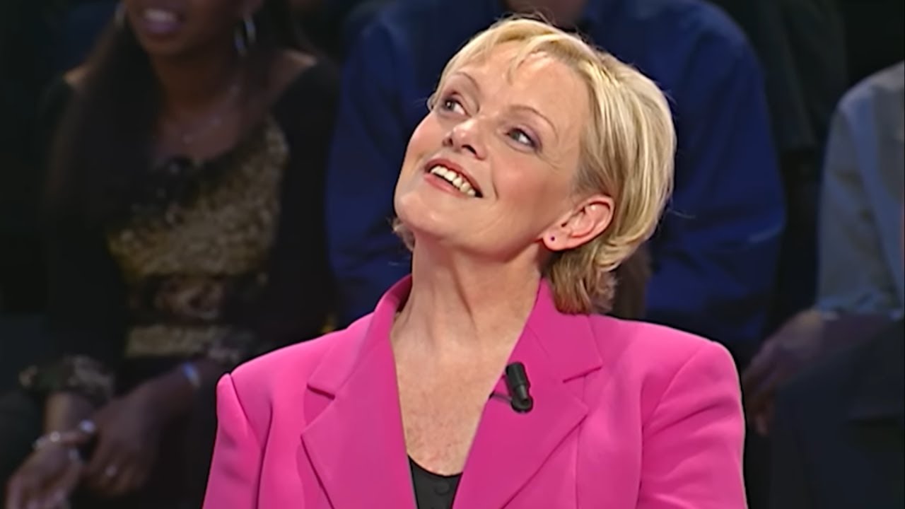 Hélène reunites with her first love, Dominique, after 32 years