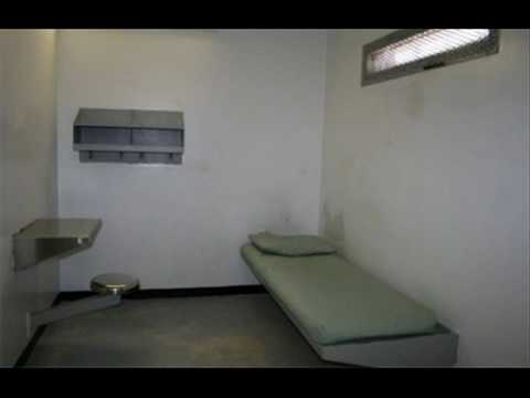 04 Speedy-W ft Bezaster - Ik zit vast