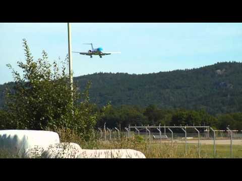Fokker 70 KLM lands at kjevik