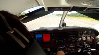 preview picture of video 'Aterrizaje en Los Roques pista 07. Landing in Los Roques Rwy 07.'
