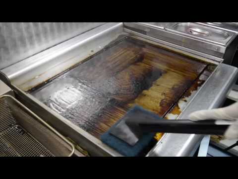 Safe & Fast Griddle Cleaning with the 3M™ Scotch Brite™ Quick Clean Griddle Kit