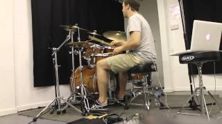 Drum playalong- &quot;Easy&quot; by Nik Kershaw