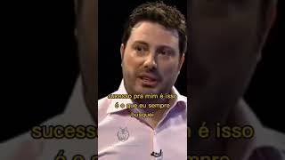 Danilo Gentili Sucesso é trabalhar com oque você gosta todos os dias 🚆🚆🤑