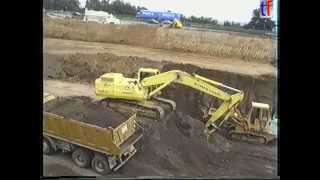 preview picture of video 'CATERPILLAR 350 LME, 963, KOMATSU PC300NLC / F. Kirchhoff, Engelbergtunnel, Leonberg,  19.09.1995.'