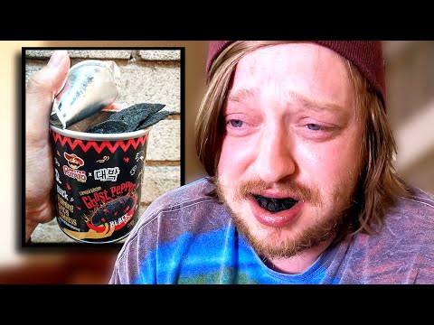 Worlds Hottest Pringles! | Mister Potato Ghost Pepper Black Crisps Challenge | WheresMyChallenge