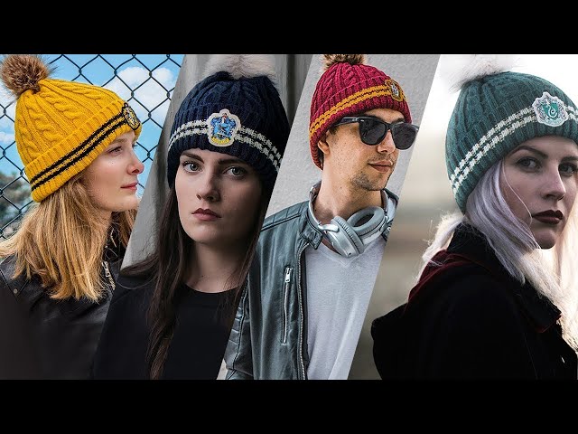 Vídeo relacionado con Cinereplicas Harry Potter - Gorro con Pompón - Licencia Oficial - Casa Gryffindor - Rojo y Amarillo