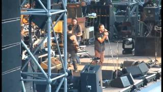 16.) Comatose (Pearl Jam, Berlin 2010)