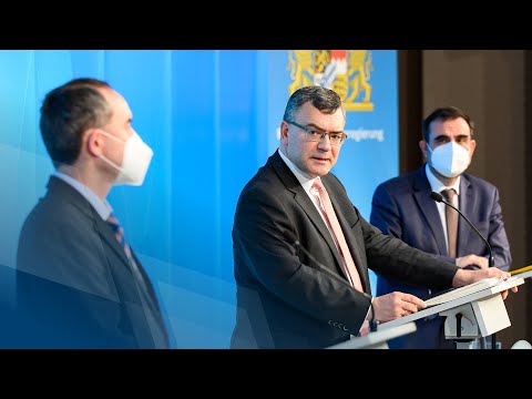 Video in Gebärdensprache: Pressekonferenz zur Corona-Pandemie (11. Januar 2022) - Bayern
