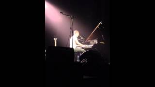 Mads Langer - Dire Straits - akustisk version - Store Vega - 11/01/2014