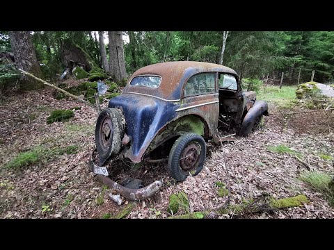 BORTGLÖMD OPEL OLYMPIA 1950 - 60 år senare i skogar norr om RONNEBY - Blekinge