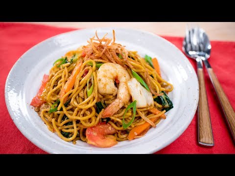 Indonesian Mie Goreng Recipe (wok-fried egg noodles) - Pai's Kitchen