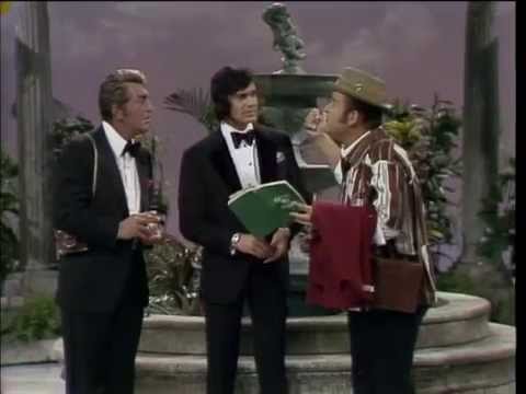 Dean Martin, Englebert Humperdinck, Dom DeLuise & Ken Lane - Three Coins in the Fountain