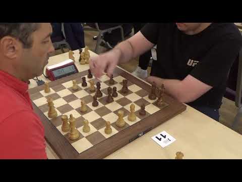 Grandmaster's blunder: GM Agrest - GM Guseinov, King's indian defense