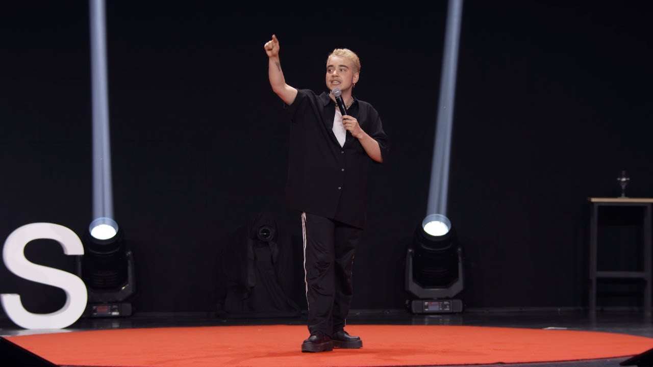 Changer c’est être soi autrement | Lou Trotignon | TEDxParis