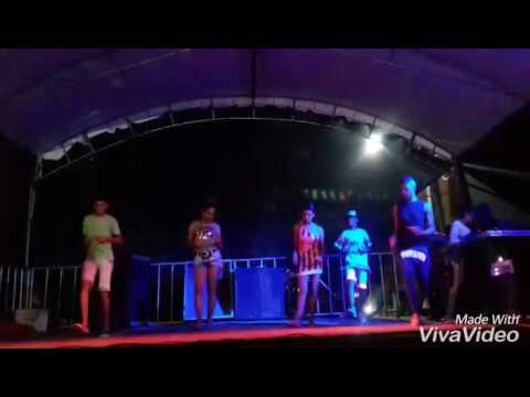 NOVINHA INTELIGENTE - NA PEGADA DA LORA -🎵🎶🎵🎶 (APRESENTAMOS)