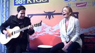 LeAnn Rimes :: &quot;Crazy Women&quot; Live at KYGO