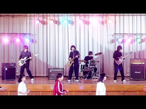 なんでもねだり Kana Boonはアネッサcm曲 ないものねだり との違いは 歌詞を紐解く 音楽メディアotokake オトカケ