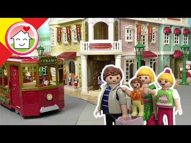 Vídeo relacionado con PLAYMOBIL myLife 71534 Tienda de moda, emocionante experiencia de compra en la tienda de moda, que incluye caja registradora, vitrina y muchos artículos de ropa, juguetes para niños a partir de 5 años
