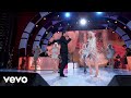 Let It Snow (Live From “Gwen Stefani’s You Make It Feel Like Christmas”)