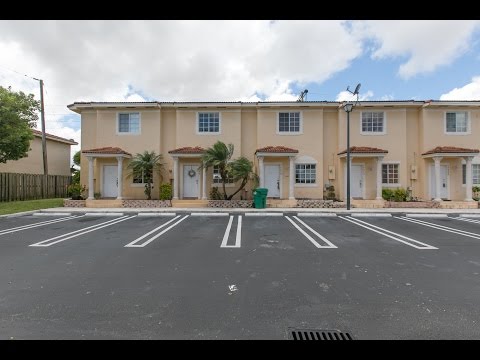 17084 SW 138 Court Miami, FL 33177