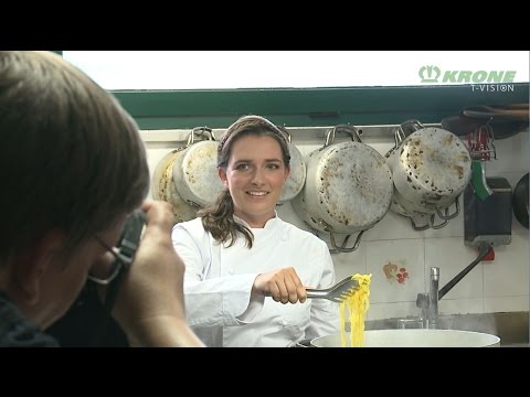 KRONE Kalender Februar 2016 – Urte Quiter