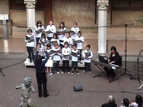 Saggio del Piccolo Coro Athena diretto da Marco Fanti