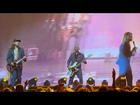 Taking Back Sunday - Full Set - WWWY Sideshow 2025 in Las Vegas feat. Fred Mascherino and John Nolan