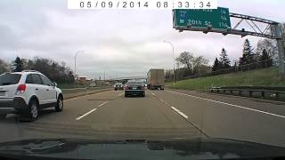 preview picture of video 'Porsche Boxster takes the shoulder - Edina, Minnesota'