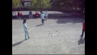 preview picture of video 'Les lorientaises au boulodrome de Quimperlé'