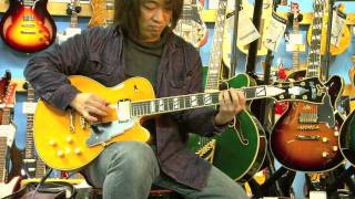 Video thumbnail for D`Angelico NYSD-9 by 楽器好きにはたまらない! フーチーズ 渋谷店 / Guitar Shop Hoochie's