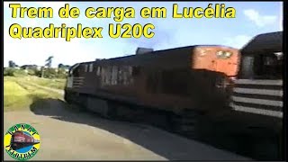 preview picture of video 'TREM DE CARGA EM LUCÉLIA - QUADRIPLEX U 20 C FEPASA - MARCELO BRAGUINI FERREIRA'