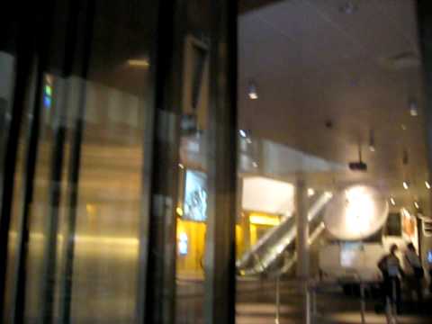 Otis Express Glass Hydraulic Elevators To 6 At Newseum