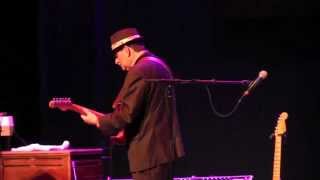 "Chitlins Con Carne" - RONNIE EARL & the BROADCASTERS 10-17-14