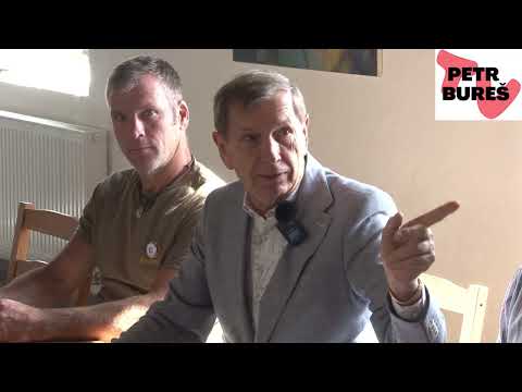 Petr Blahynka a František zoubek - tisková konference Správný stát