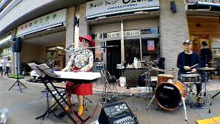 泉沢果那ニューオリンズピアノトリオ 名古屋ジャズストリート2017 Mustang Sally