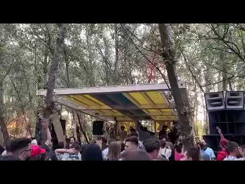 Raresh at 3 smoked olives festival