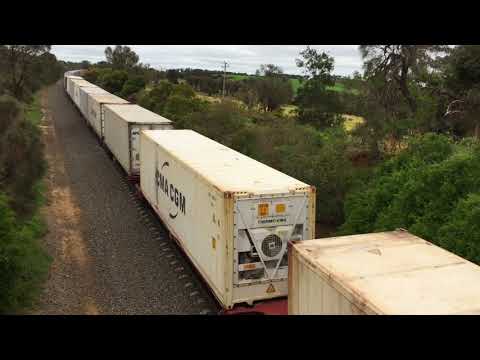 BK002 CSR006 at Hills Road Bridge horn show