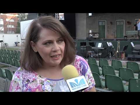 Csókos asszony operett három felvonásban