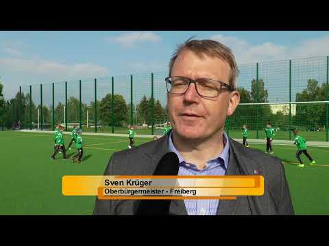 Einweihung des Sportplatzes in Zug