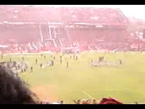 Gol pato Rodriguez - Hinchada del Rojo - Independiente 4 - 1 Racing Clausura 2012