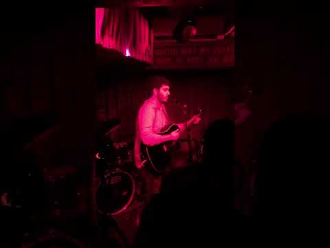 Daniel Finlay - Piggy Bank (Live Performance)