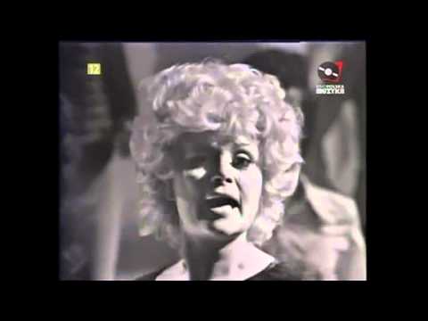 Ada Rusowicz-Niebiesko-Czarni"Musisz Się Zakochać"