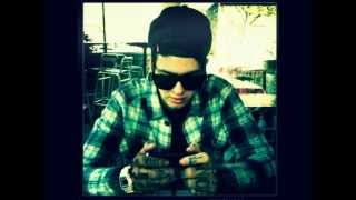 T.Mills - Come Inside (+ pics)