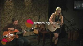 Steph Macpherson "The Verdict" - www.streamingcafe.net