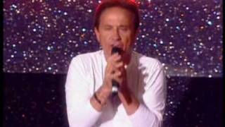 Pooh - 50 primavere, Il cielo è blu sopra le nuvole